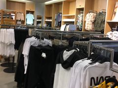 -H&M(来又来时尚购物广场店)