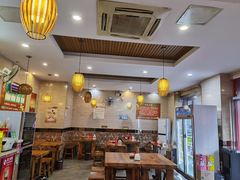 大堂-重庆小面(西市场店)