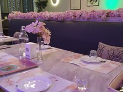 -樱花里音乐餐吧·牛扒椰子鸡(东圃店)