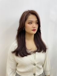 -BULB STUDIO 巴柏明星发型工作室