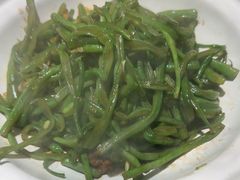 -小菜园新徽菜(镇江丹阳吾悦店)