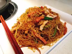 三丝炒米粉-百年果林椰子鸡(中洲店)