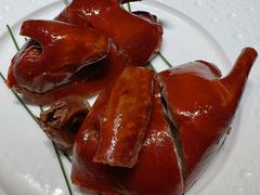 脆皮沙田乳鸽-香港龙凤楼(巨鹿路洋房店)