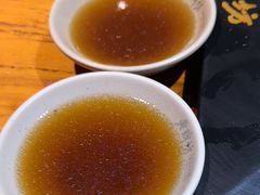-老牌坊云南鱼豆花火锅(爱建店)