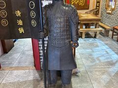 -辣莊重庆老火锅(威海高铁站韩乐坊店)