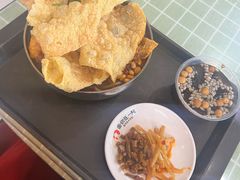 -红鼻子桂林米粉(金唐新光界店)