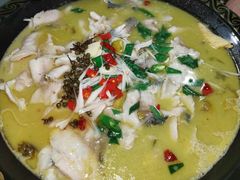 酸菜鱼-金三可市井水煮鱼(金碧园店)