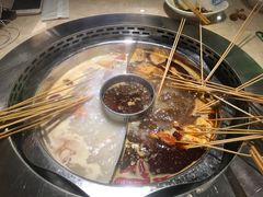 -佰人王串串香火锅(洋珠巷店)