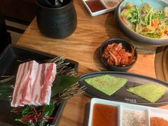 -黑牛黑猪烤肉专门店(万象城店)