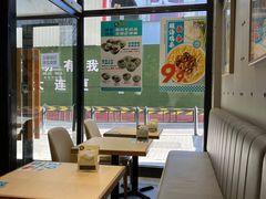 -灵芝妹子海鲜米线(劳动公园店)