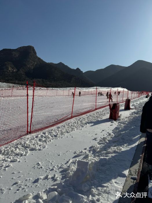 八达岭滑雪场图片