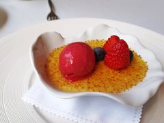 覆盆子焦糖布丁-福楼法餐厅FLO