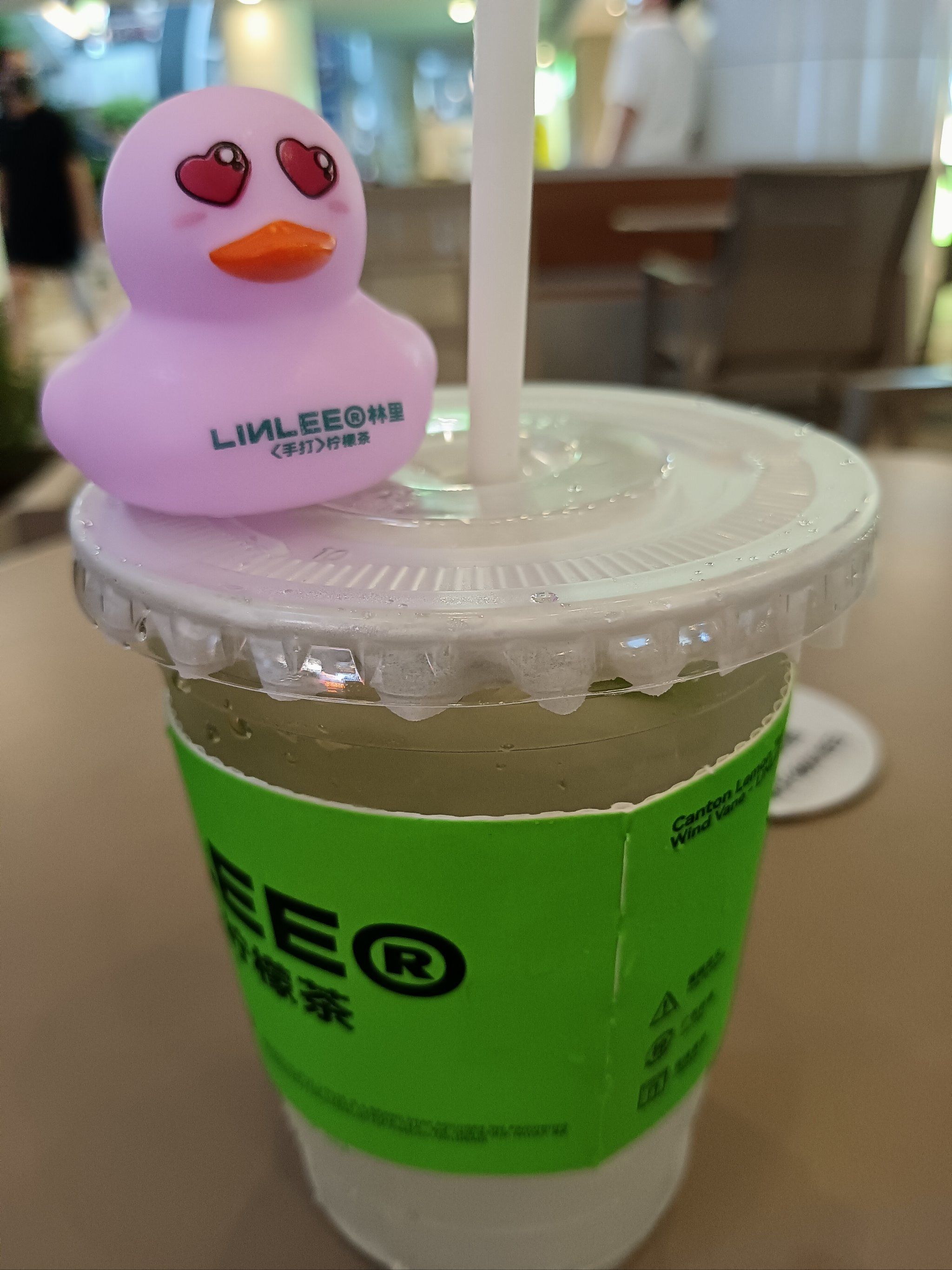 集拼图记生活 可爱的鸭子,还不错的奶茶