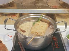 -西火火·川派小火锅(西溪银泰店)