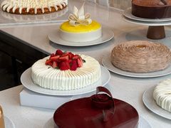 -VERIE BAKEHOUSE