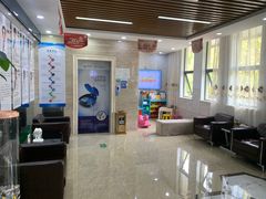 -茂菊口腔连锁(浦东南路店)