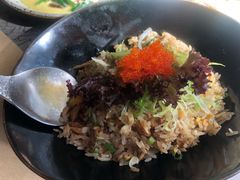 鲑鱼亲子炒饭-穹六人间 people 6(岳阳路店)
