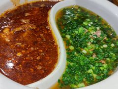 鸳鸯水煮牛肉-成都吃客(九眼桥店)