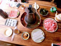 -东镇老火锅(长春路首店)