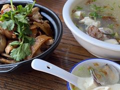 -亚忠小吃店(曾厝垵店)