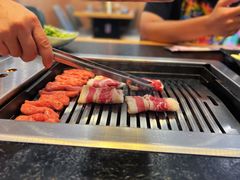 -臻牛烤肉