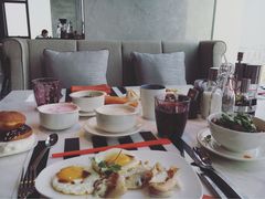 -万达文华酒店·48F云端窗景美食汇自助餐厅