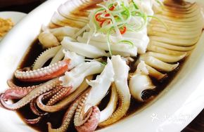 Steamed Squid with Blossom Cut