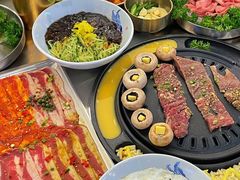 -朴太院·烤肉万岁·创意首尔料理(中联广场店)
