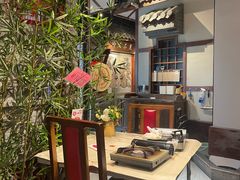 -川流不息·地道川菜·小龙虾(新松江路店)