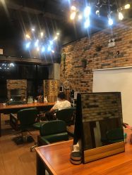-PE SALON