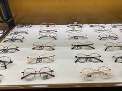 -罗伯特眼镜·蔡司官方授权(罗湖国贸店)