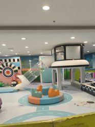 -孩子王童乐园(唐山万达广场店)