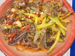 -马路边边串串香(苗栗路店)