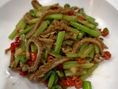-老唐三下锅 ·张家界地标美食(溪布街店)