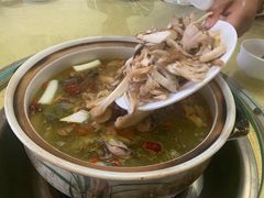 -东巴谷野生菌火锅餐厅