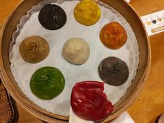-乐忻皇朝(上海中心大厦店)