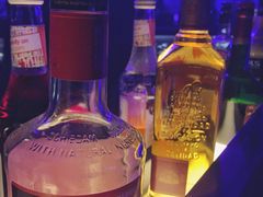 -简奥斯汀·赫本酒吧