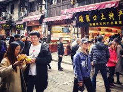 门面-八一好吃街·高品美食广场