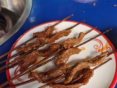 -牛华周记麻辣烫起源店