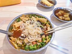 -柳州肥姨妈大骨螺蛳粉(东靖路店)