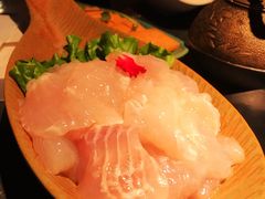 -老牌坊云南鱼豆花火锅(哈西万达店)