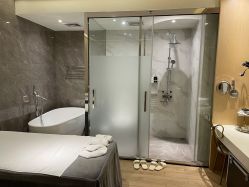 -香港倾城国际·美容美体中心