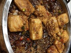 -河畔春天时尚餐厅