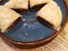 现烤鲜花饼-麦麦山云南菜(复地活力城店)