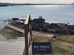-Cafe Aewol Monsant