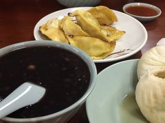 -天天锅贴王(迎凤街店)
