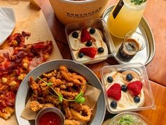 -锅炉咖啡·西餐·音乐酒厂