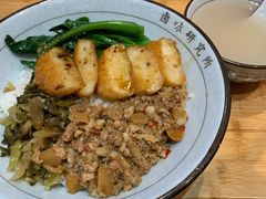 -狮头牌卤味研究所·卤味饭(花城汇南区店)