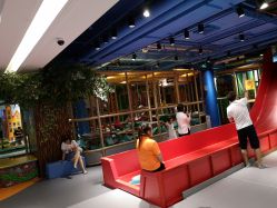 -波比一号儿童乐园(圣熙8号店)