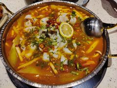 版纳酸汤鱼-云尊府云南菜(华宇购物中心店)